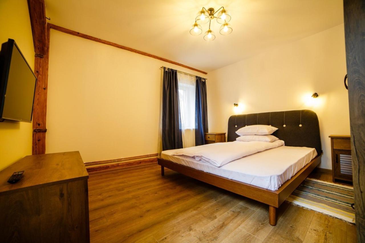 Alpine Loft Apartamento Câmpulung Moldovenesc Exterior foto