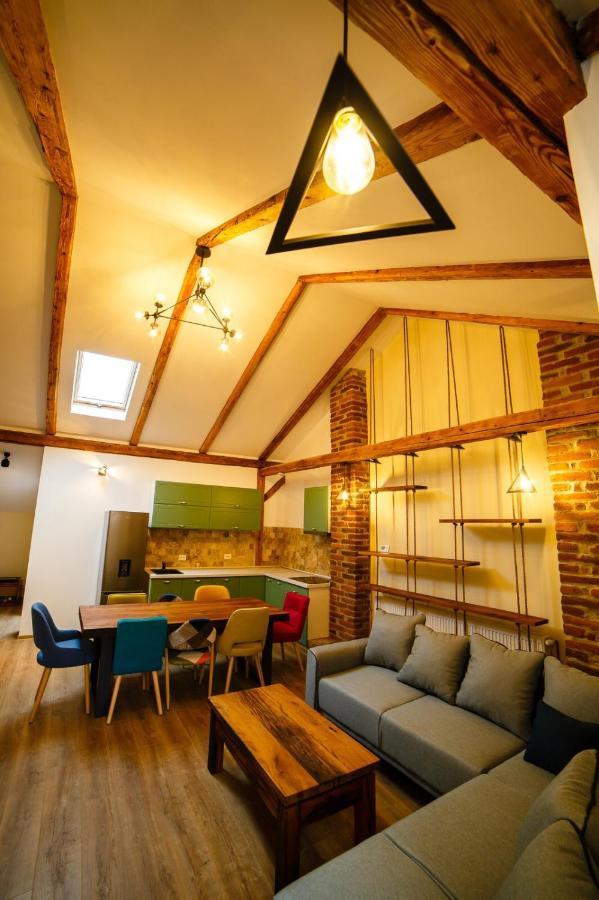 Alpine Loft Apartamento Câmpulung Moldovenesc Exterior foto